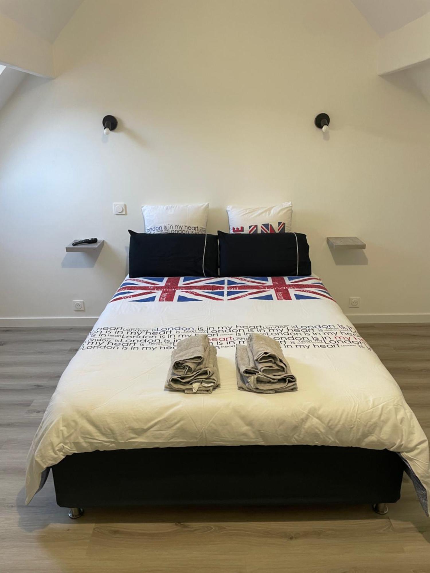 Maison Detente De 100 M2 Uniquement Couple-Famille-Travailleurs วิลล์ปาริซีส์ ภายนอก รูปภาพ