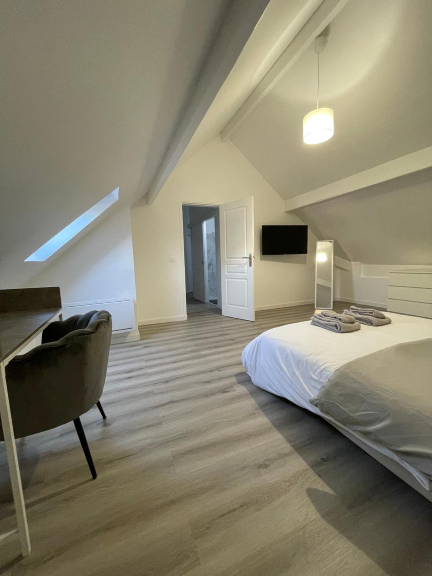 Maison Detente De 100 M2 Uniquement Couple-Famille-Travailleurs วิลล์ปาริซีส์ ภายนอก รูปภาพ