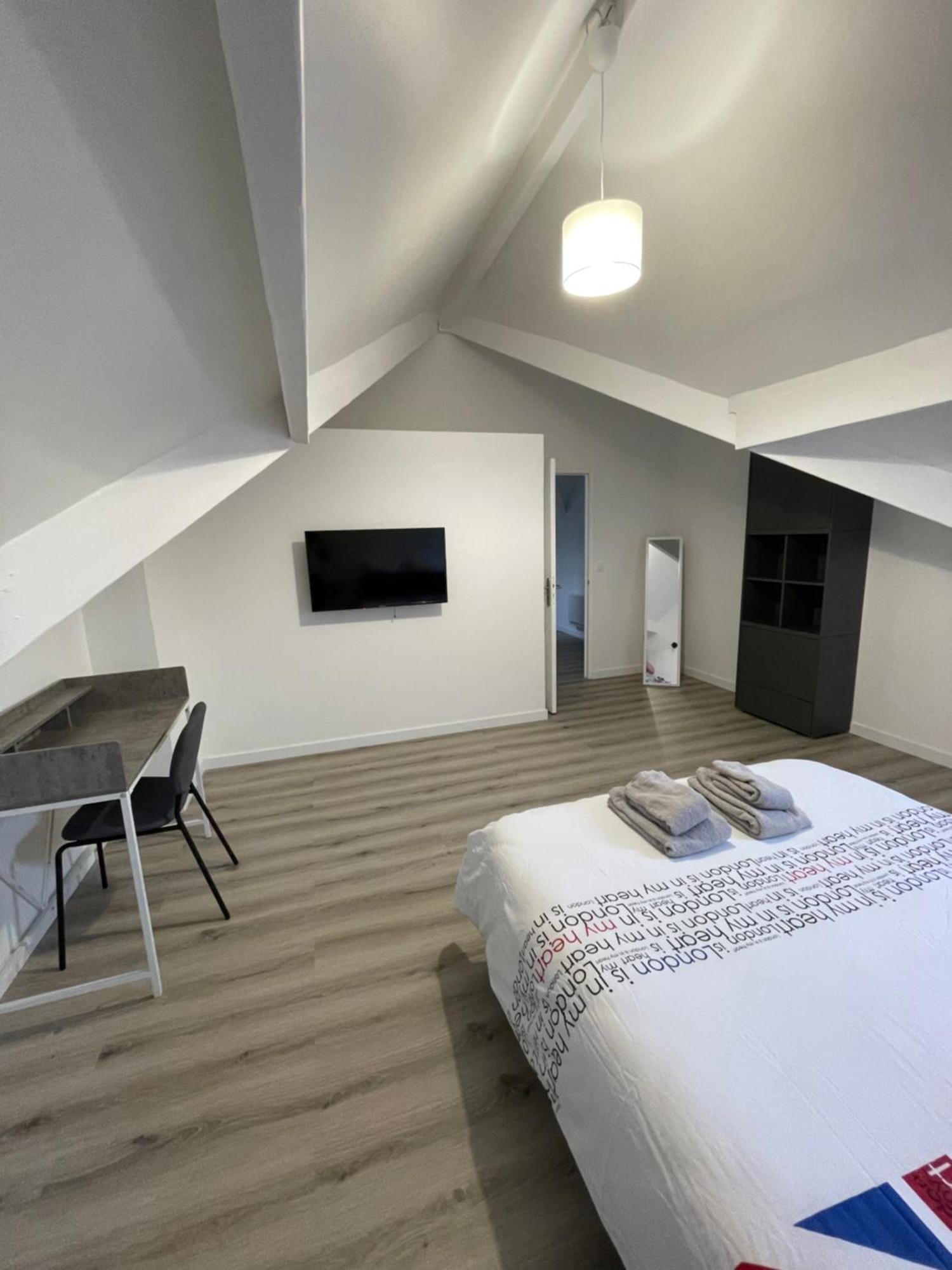 Maison Detente De 100 M2 Uniquement Couple-Famille-Travailleurs วิลล์ปาริซีส์ ภายนอก รูปภาพ